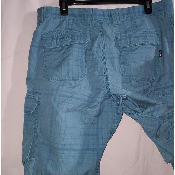 The North Face Men's Cargo Plaid Shorts Size 36 - Picture 6 of 6